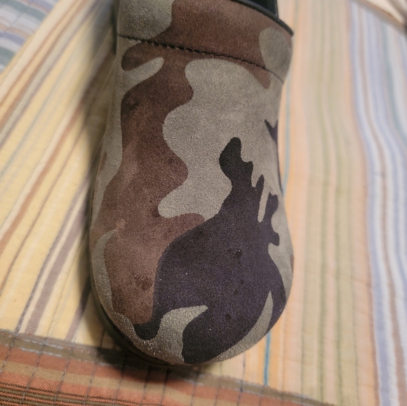 SANITA CAMOUFLAGE CLOGS - Picture 5 of 8